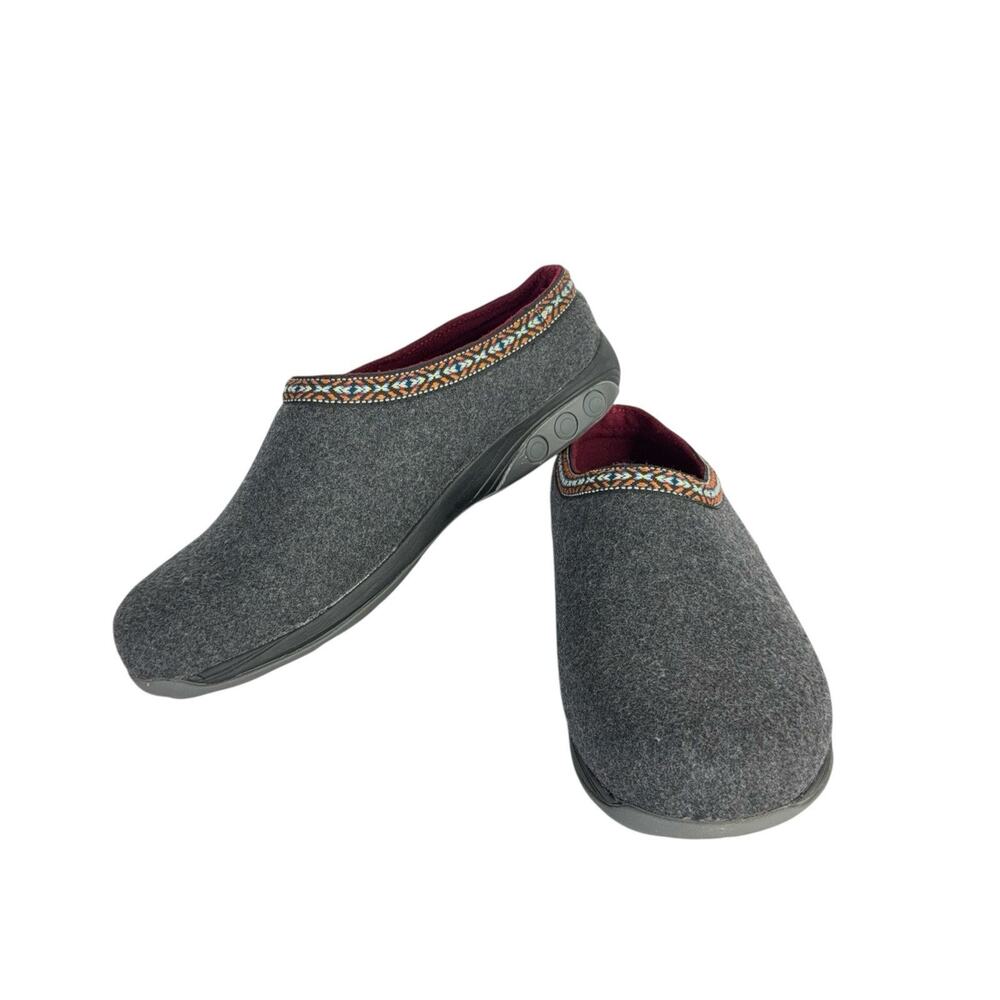Women's Gray Slip-On Felt Clog Flats with Decorative Trim